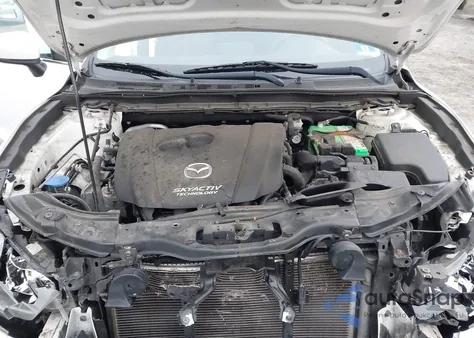 2018 Mazda Mazda3 Sport z USA, uszkodzony, nr VIN 3MZBN1U70JM190689